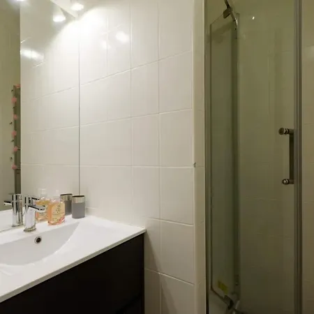 Jacuzzi Piscine Cinema Privatifs Parking Offert * Montpellier