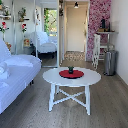 Apartment Jacuzzi Piscine Cinema Privatifs Parking Offert Montpellier